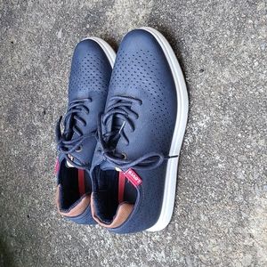 Levi's Navy Blue Men's Shoes - Size 7
